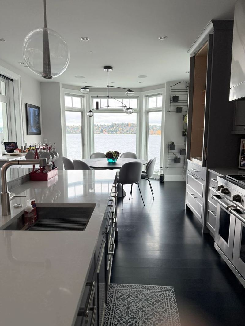 Open kitchen